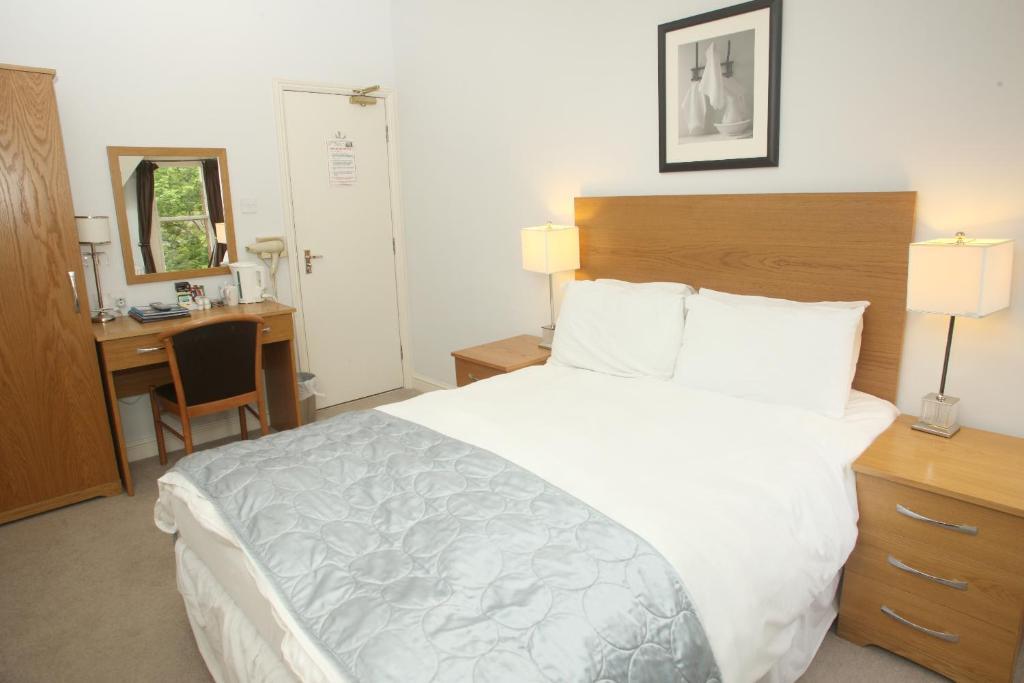 Cliff Lawn Hotelリーズ 部屋 写真