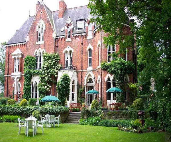 Cliff Lawn Hotelリーズ エクステリア 写真
